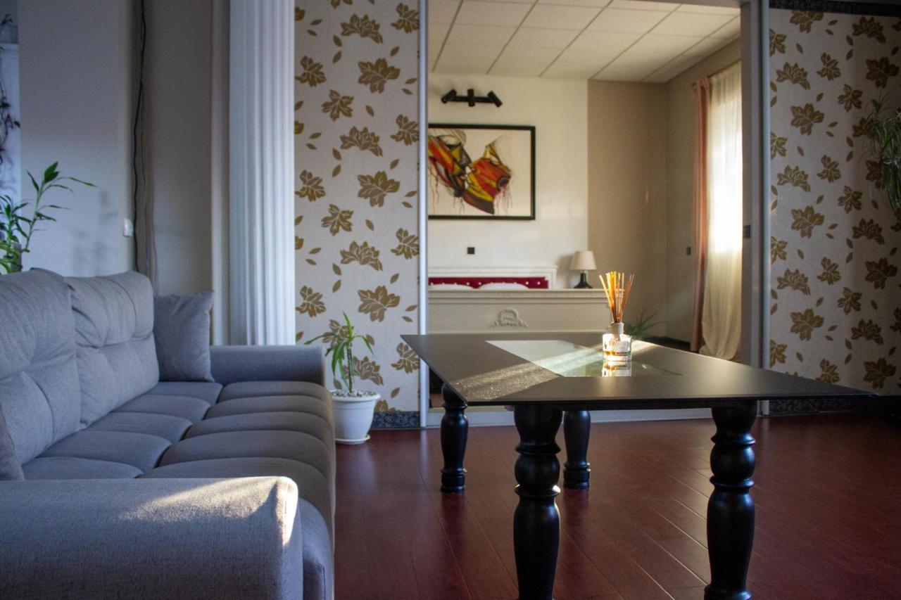 Yox Apartment 1 오라데아 외부 사진
