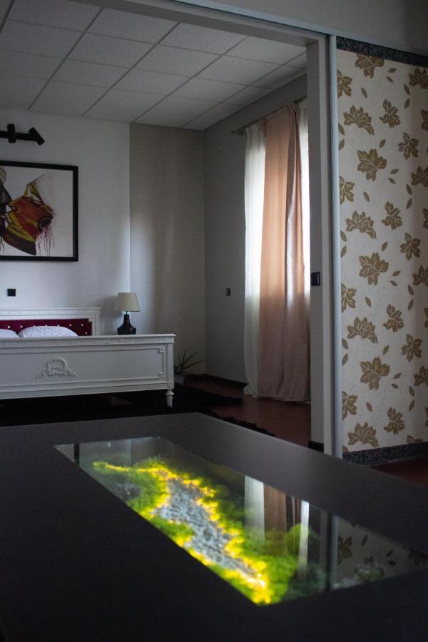 Yox Apartment 1 오라데아 외부 사진
